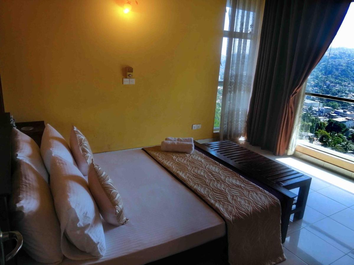 Hotel Sky Valley Kandy Exterior foto